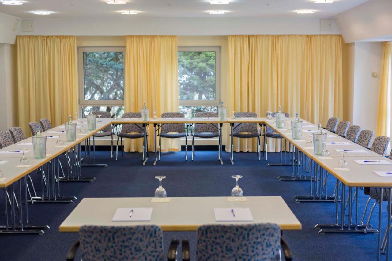 Seepark Hotel Am Wandlitzsee Екстериор снимка