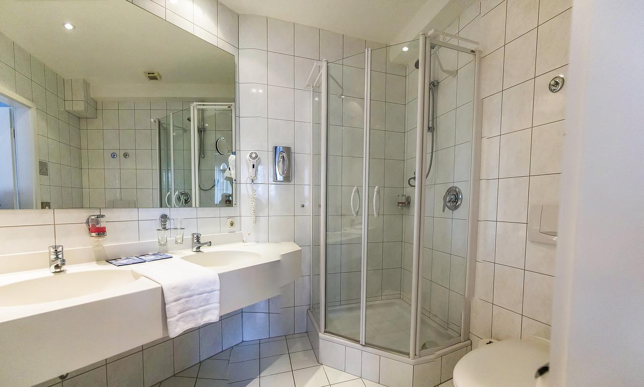 Seepark Hotel Am Wandlitzsee Екстериор снимка